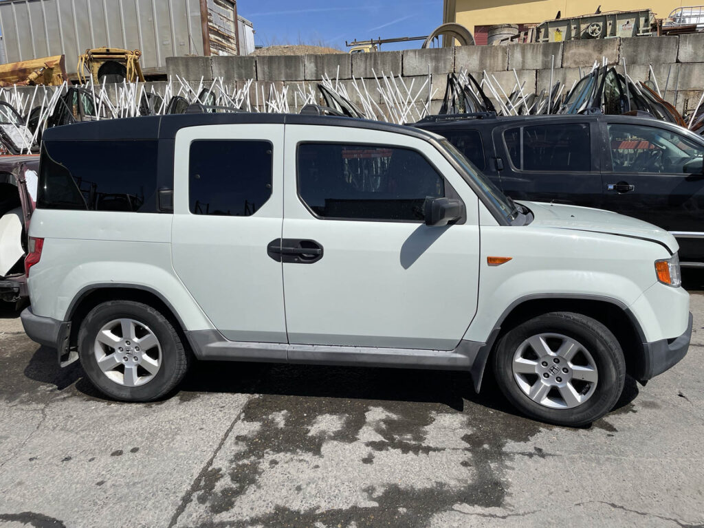Honda Element Parts Car Parting Out OEM Parts Extreme Auto